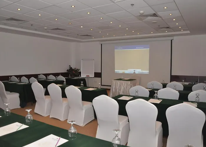 Reef Al Malaz International Hotel By Al Azmy